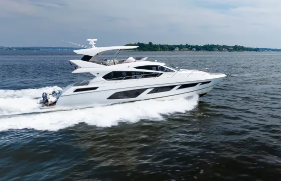70 foot Sunseeker Manhattan Yacht in NYC