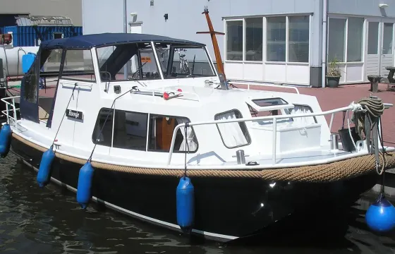 Charter "Roosje' Motor Yacht in Friesland, Netherlands for up to 4 people