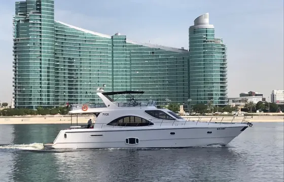 Large 75ft Party Yacht in Dubai Marina - Best Price for 30 Guests