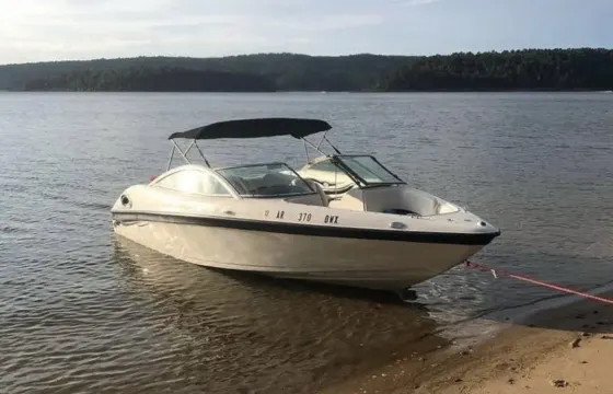 Celebrity 20' bow rider in Kenosha