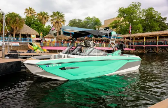 Lake Austin G23 Surf Boat 2023