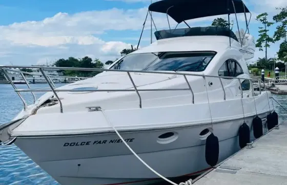 Azimut 38 Motor Yacht from Rio de Janeiro