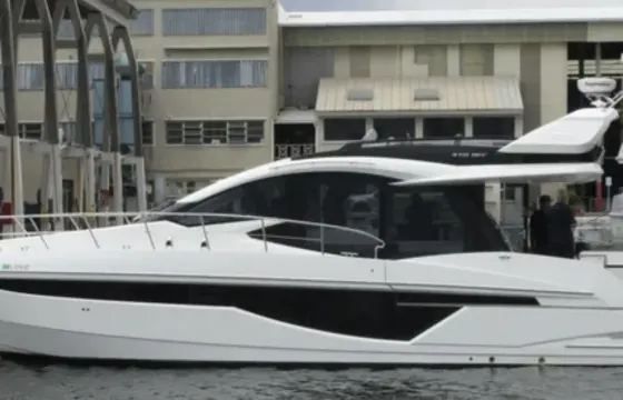 Hit the Water Aboard a 47ft Galeon Yacht on the Potomac River in DC!