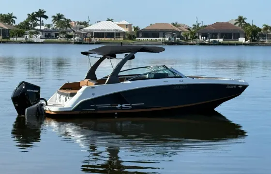 2021 Fourwinns 24ft Bowrider in Cape Coral up to 12 passengers
