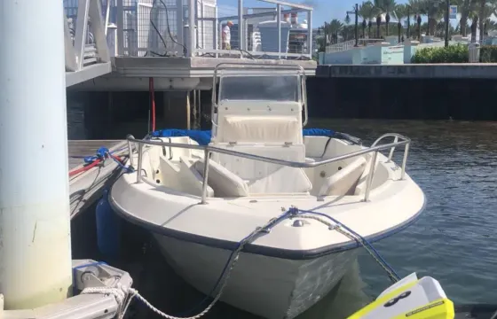 Sea Boss 21ft Center Console Rental in Riviera Beach, Florida