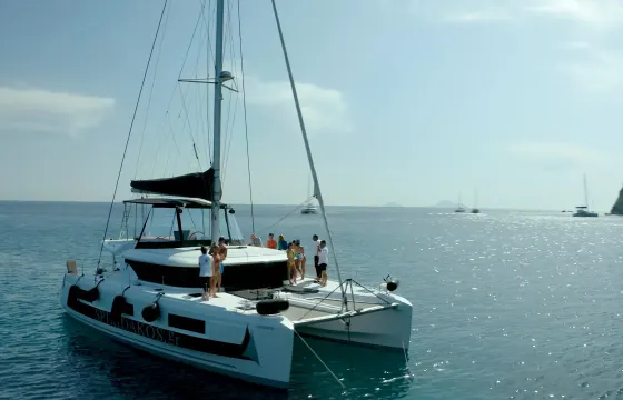 Seven Seas-Weekly Crewed Charter Cruise with Lagoon 46F
