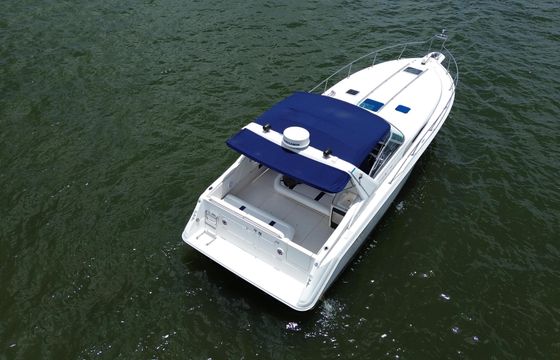 Enjoy Miami in 41FT Sea Ray Sundancer - Inquire Now for the Best Deal!