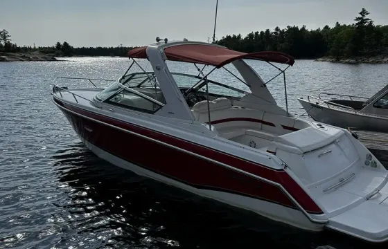 Formula 30 Sports Cruiser with Captain - Toronto Harbour & Lake Ontario