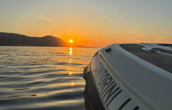 Hire Santorini RIB For 7 Guests