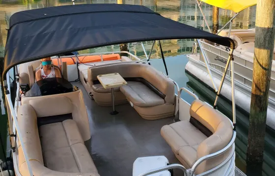 2020 Sea Water Pontoon Boat Rental in Miami Beach, Florida