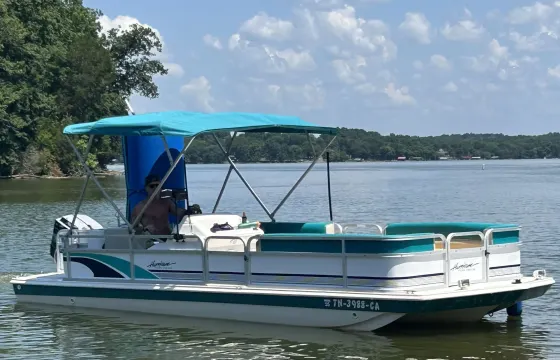 Let the good times roll!! vintage deck boat with Captain