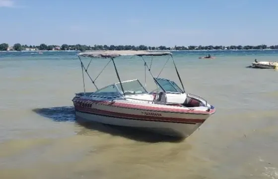 Sea Ray 17ft Powerboat for rent in Loveland with wakeboard, water skis, tubes