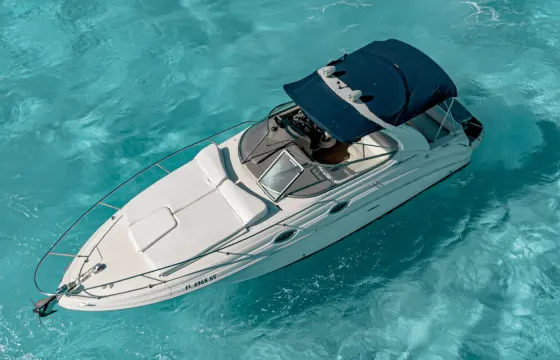 33ft Sea Ray Sundancer 340 Yacht Charter in Cancun, Caribbean