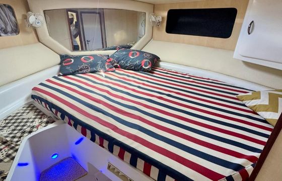 43 foot Advantage Victory Luxury speedboat in Rio de Janeiro, Brazil