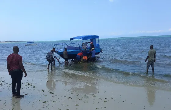 23ft Yamaha 220 FSH Sport Boat in in Dar es Salaam, Tanzania