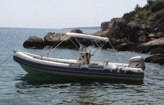 Rent 19' Jokerboat Clubman Rigid Inflatable Boat in Okrug Gornji, Croatia