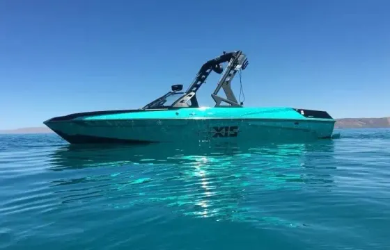 22ft Axis A22 Wake Boat with Captain on Lewisville Lake