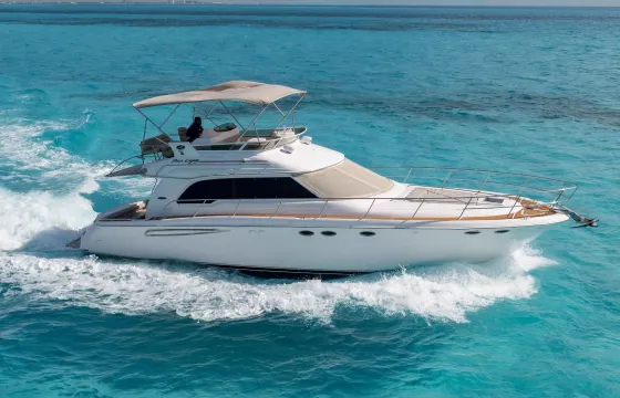 Last Minute Deal! Sea Ray 48Ft Yacht for Rent in Cancun, Mexico
