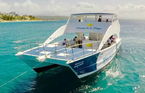 Snorkeling And Party Boat For Private Groups