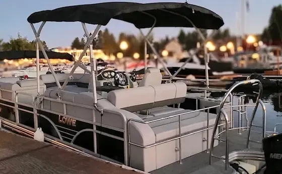 24' Lowe Pontoon for rent in N Lake Tahoe 250 HP merc