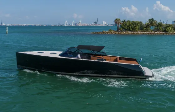 VanDutch: Baddest Boat in Miami