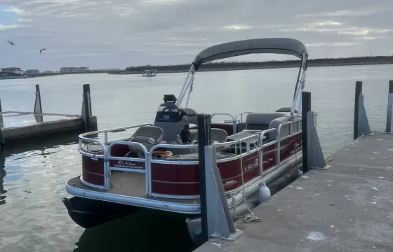 2023 Sun tracker Pontoon 8 seater 2023 Pontoon Boat (Seats 8)  Padre Island Dr,