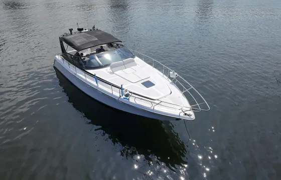 47ft Premium Yacht in Rio — Accommodate up to 19 guests!
