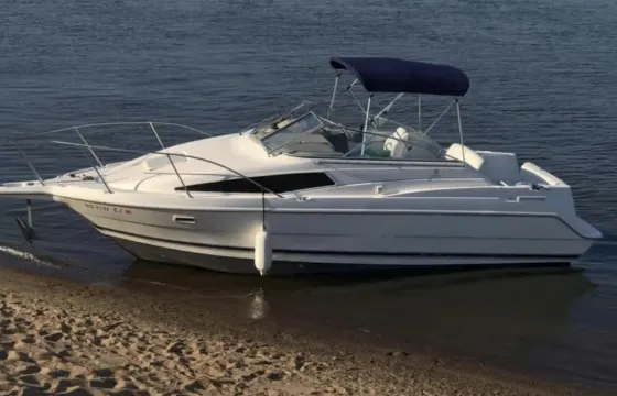 Captained 27ft Bayliner Ciera Yacht in Chicago, Illinois