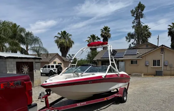 2002 Bluewater 19' Open Bow Boat Rental in Lake Don Pedro, California