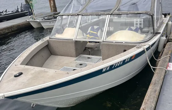 StarCraft Fisherman 196 in Lynnwood