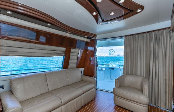 Luxury Marquis 63ft Yacht in Miami!!!!!