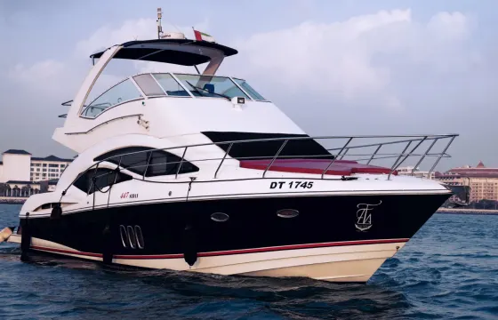 Majesty 50ft Luxury Yacht for Cruise in Dubai