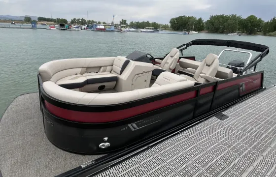 Tritoon Viaggio Diamante 23S red