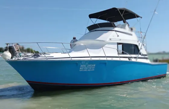 40ft Bertram Sportfishing Yacht with the Best Crew in Cancún
