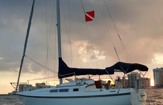 Enjoy Sailing in Fort Lauderdale Aboard the Sailing Vessel V1
