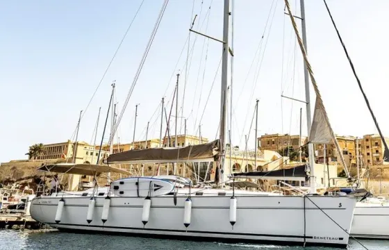 Charter 50' Beneteau Cyclades Cruising Monohull
