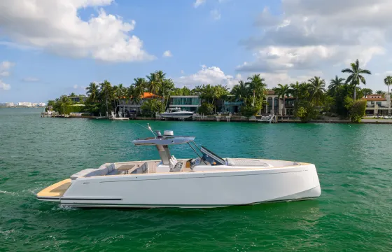 2023 Pardo 43 – Modern Performance & Luxury in Montauk and Hamptons