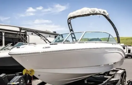 Lake Powell Daily Rentals- 2022 Chaparral Surf