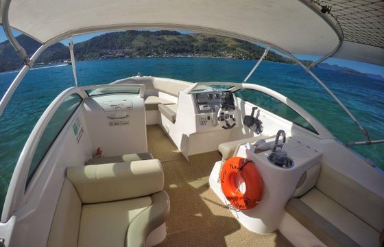 25ft Cocos Real Boat rental in Angra dos Reis, Rio de Janeiro, Brazil