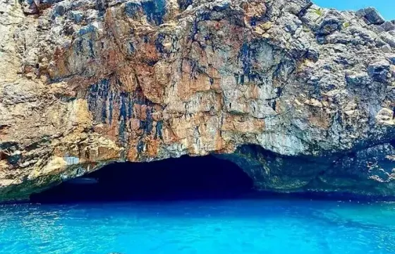Explore Magnificent Blue Cave in 3hrs Tour