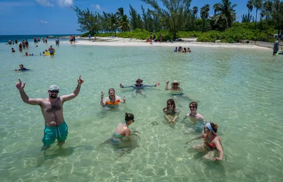 Cobalt R5 Bowrider Boat Rental In George Town, Cayman Islands