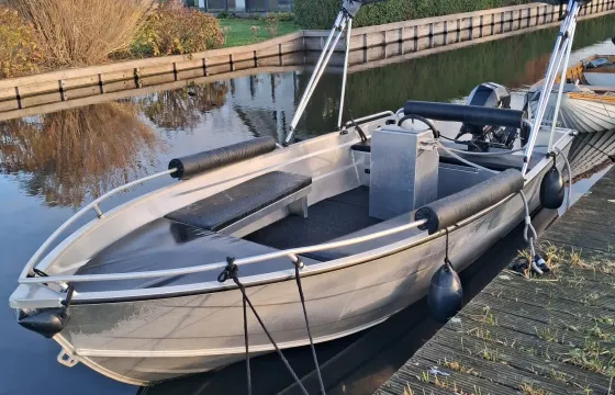 Luxury 20 HP Aluminum Sloop – Mooring Vinkeveen