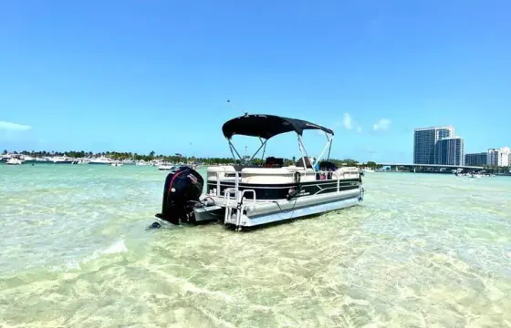 SunTracker Pontoon Boat Rental in Hollywood, Sunny Isles & Hallandale