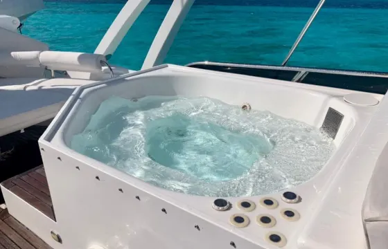 80ft Power Mega Yacht for groups with chef & snorkel gear