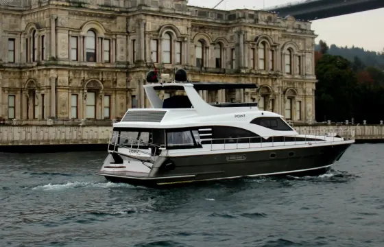 12 person Motor Yacht Rental in İstanbul, Turkey