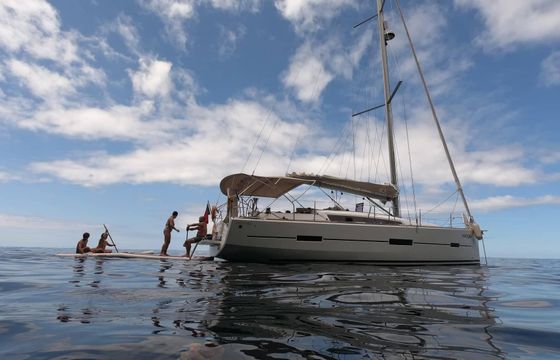 Dufour 412 Cruising Monohull Rental in Velas, Açores