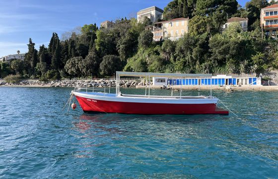Taxi boat in Herceg - Novi