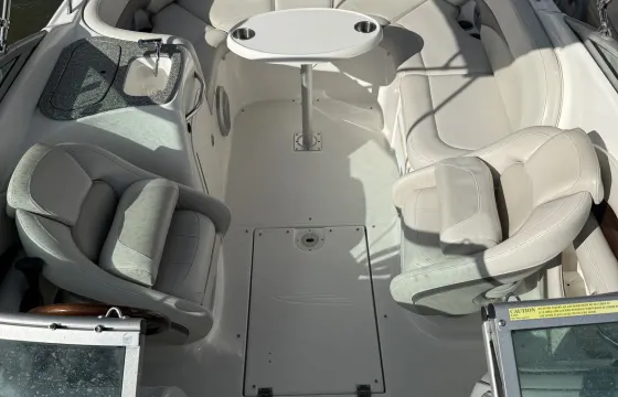 Chaparral 256 Family Cabin Cruiser