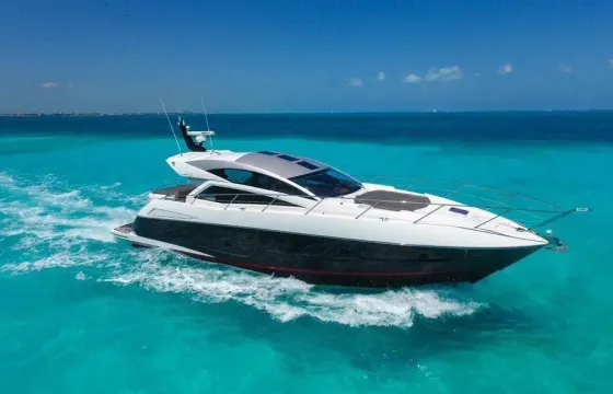 Sunseeker 64’ with Superyacht Crew | Visit Isla Mujeres in Style!