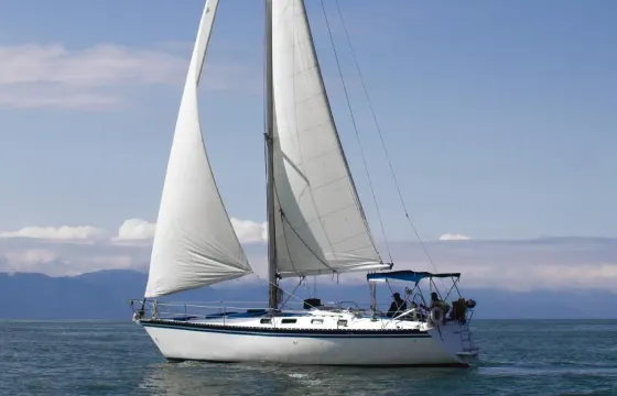 Beautiful 40ft Hunter Sailboat — Enjoy Adventure & Sea Breeze in Puerto Vallarta